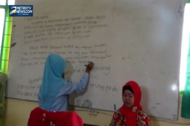 Siswa Resah Lantaran Buku Panduan Kurikulum 2013 Belum Tersedia