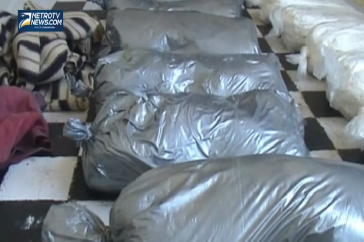 Penjual Bom Ikan Ditangkap Beserta 20 Kg Bahan Baku