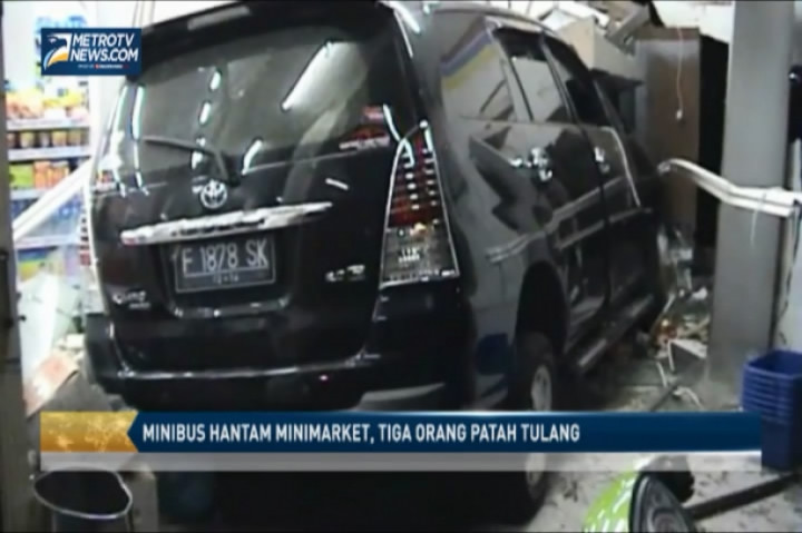 Minibus Hantam Minimarket, Tiga Orang Patah Tulang