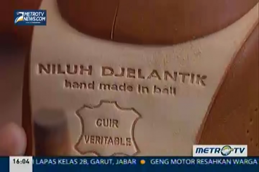 Tea Time with Desi Anwar : Design with Love and Passion (1)