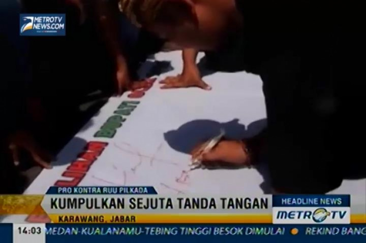 Sejuta Tanda Tangan Warga Karawang Tolak RUU Pilkada