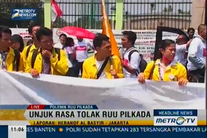 Pembahasan RUU Pilkada Diwarnai Unjuk Rasa Mahasiswa