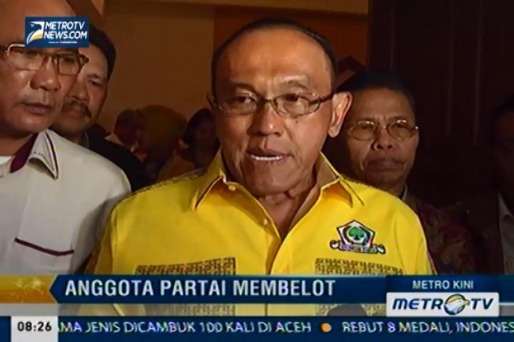 Ical Akan Pecat Kader Golkar yang Membelot