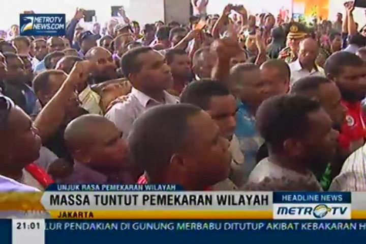 Sidang Paripurna Pemekaran Wilayah Diwarnai Keributan