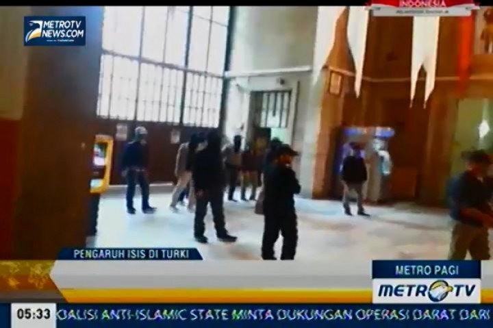 Video Bentrokan Mahasiswa Pendukung ISIS dengan Mahasiswa Beraliran Kiri di Universitas Istanbul