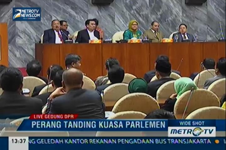 Rapat Paripurna DPR Versi KIH Telah Tetapkan Pimpinan DPR Sementara