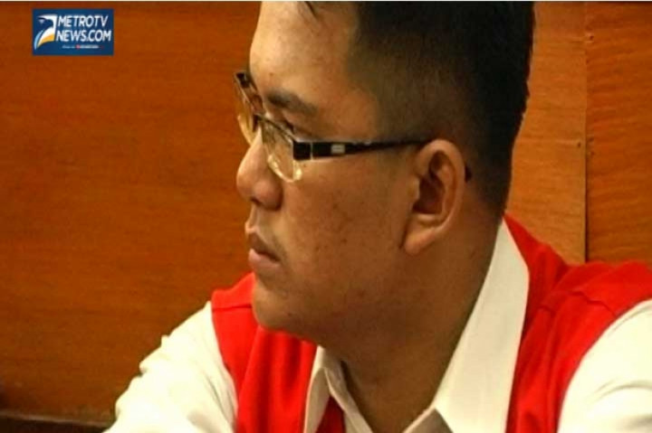 Pembunuh Ade sara Terdakwa Divonis Seumur Hidup