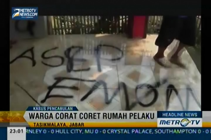 Ratusan Warga Nagrog Usir Keluarga Pelaku Sodomi