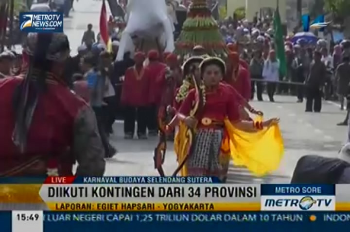 Karnaval Budaya Selendang Sutera Meriahkan Yogyakarta
