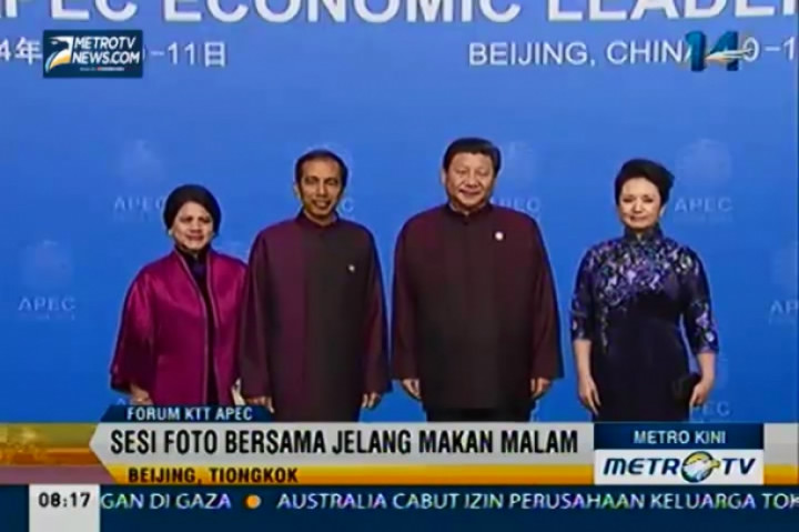 Sesi Foto Bersama Para Kepala Negara di APEC 2014