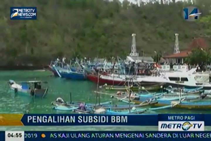 Para Nelayan Sementara Tidak Melaut Karena Hasil Laut Tidak Menutupi