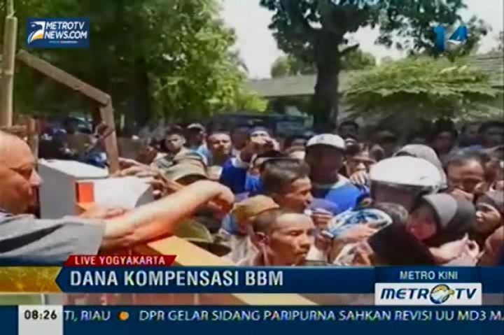 Pembagian Dana PSKS di Demak Diwarnai Aksi Saling Dorong