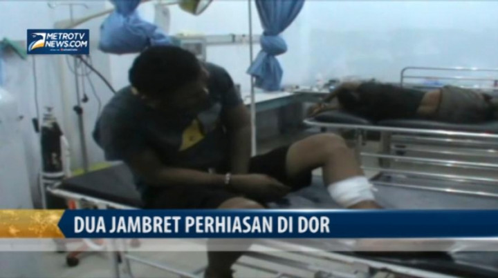Dua Jambret Kalung Emas Ditembak  
