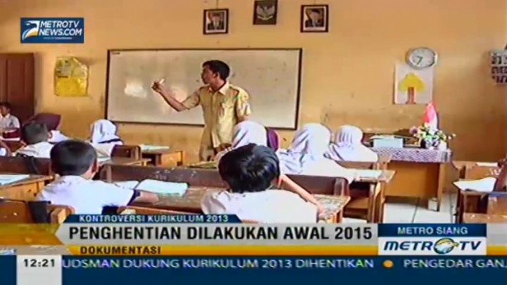Mendikbud Anies Baswedan akan Hentikan Kurikulum 2013