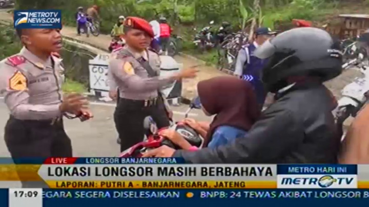 Evakuasi Masih Berlangsung, Warga Dilarang Dekati Lokasi Longsor