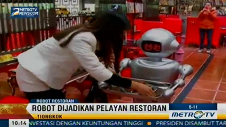 Robot Dijadikan Pelayan Restoran