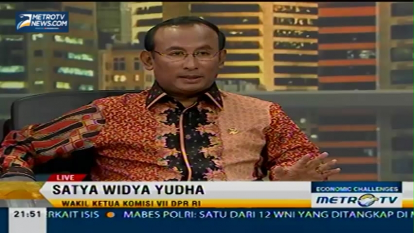 Economic Challenges: Memompa Minyak Indonesia (5)