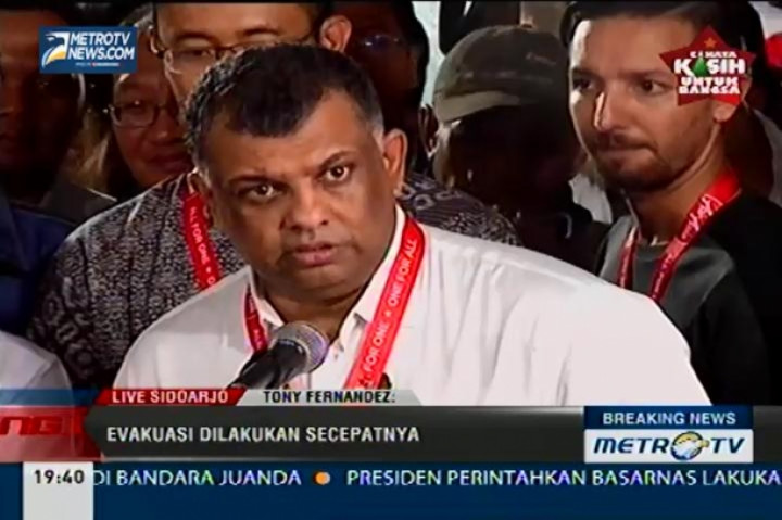 CEO AirAsia Berharap Besok Evakuasi QZ8501 Selesai 
