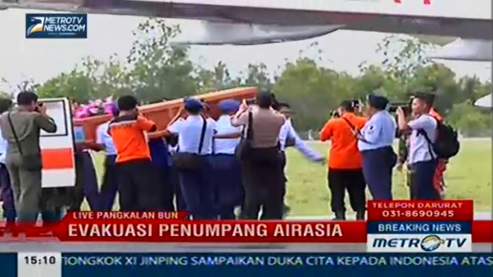 Evakuasi Penumpang AirAsia (14)