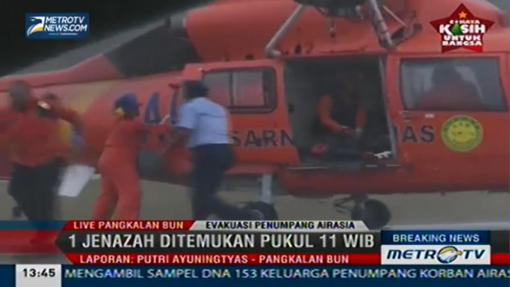 Evakuasi Penumpang AirAsia QZ8501 (13)