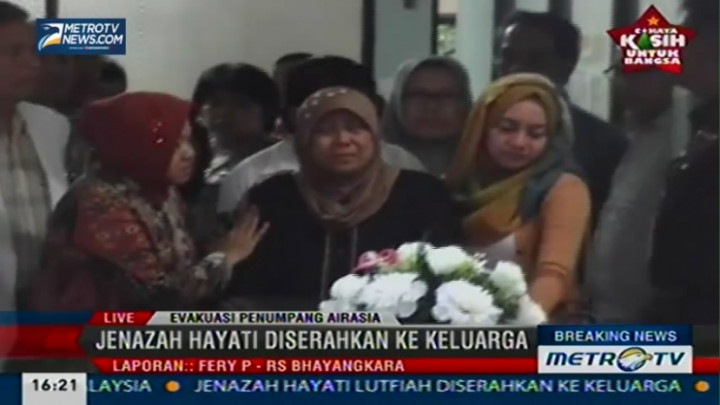 Evakuasi Penumpang AirAsia QZ8501 (20)