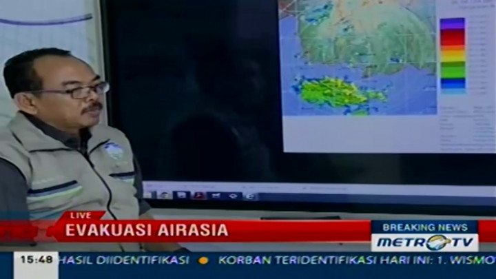 Evakuasi Penumpang AirAsia QZ8501 (30)