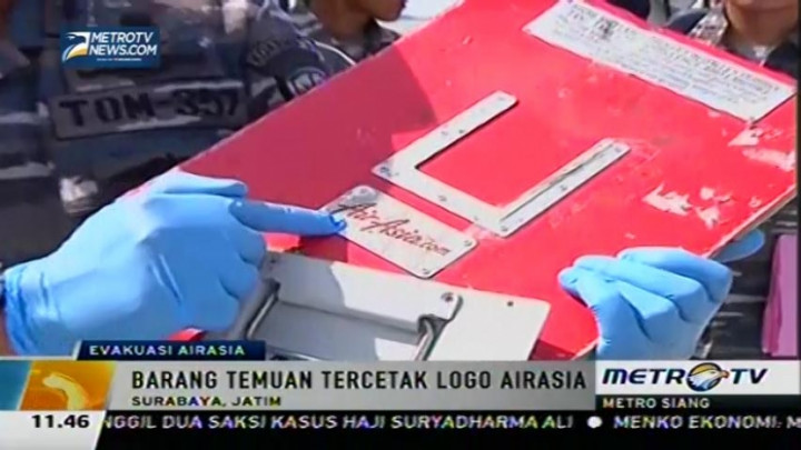 Penemuan 3 kursi penumpang Menjadi Barang Bukti Hilangnya Pesawat AirAsia