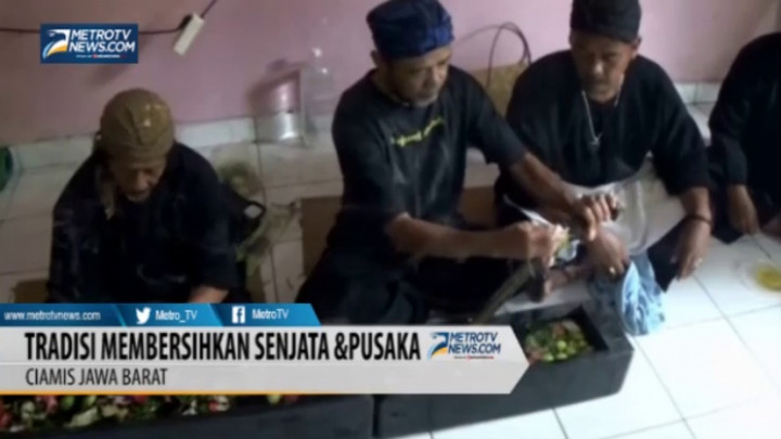 Ritual Jamasan, Tradisi Membersihkan Senjata dan Pusaka 