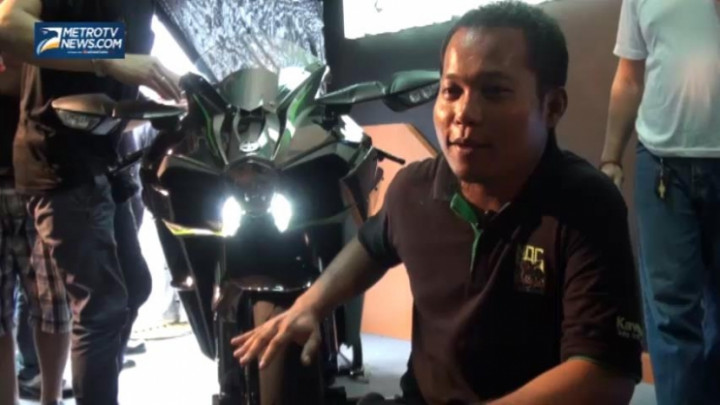 Kawasaki Perkenalkan Hyperbike Terbarunya  