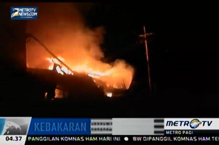 Sebuah Gudang Penyimpanan Kopra Ludes Terbakar