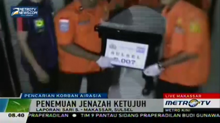 Satu Jenazah Korban AirAsia Diterbangkan dari Bandara Hasanuddin