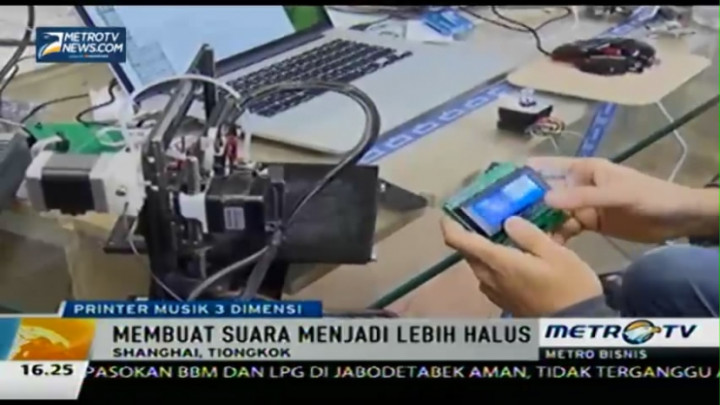 Pria Ini Gunakan Printer 3D untuk Memperhalus Suara