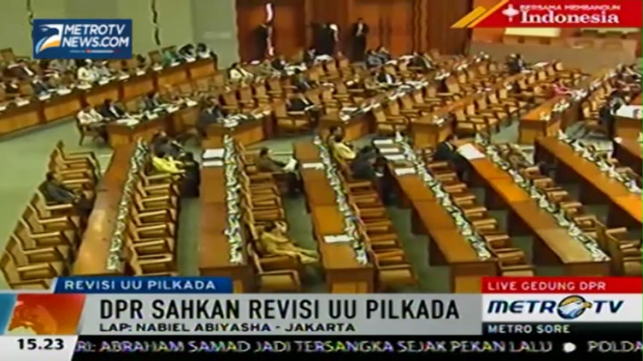 Rapat Paripurna DPR Sahkan Revisi UU Pilkada 