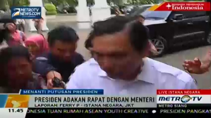 Presiden Adakan Rapat Dadakan dengan Sejumlah Menteri