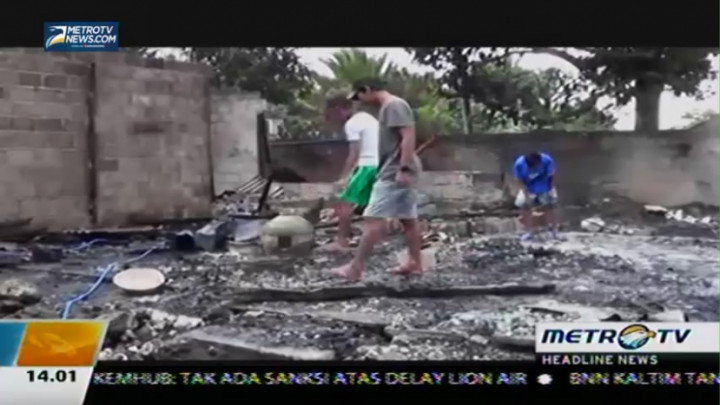  Pasca Bentrokan di Ambon, Warga Cari Barang yang Tersisa