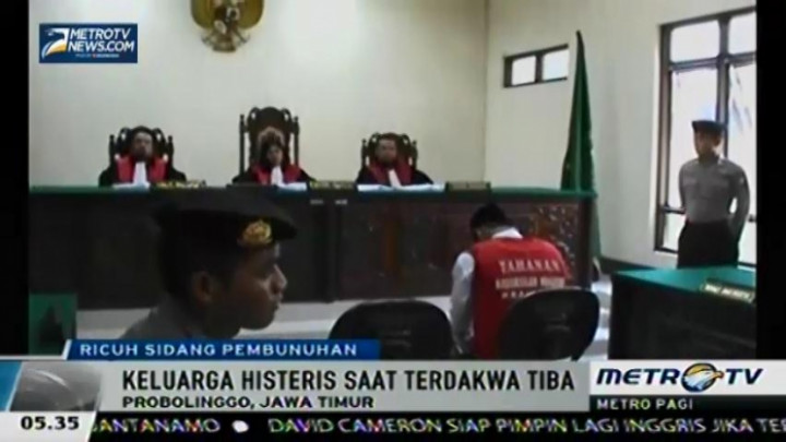 Sidang Kasus Pembunuhan Diwarnai Kericuhan