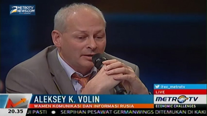 Membuka Gerbang Kremlin (3)