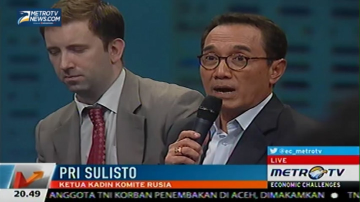 Membuka Gerbang Kremlin (5)