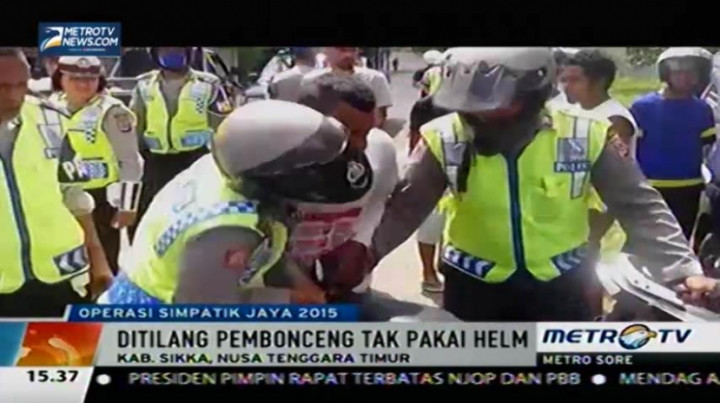 Tak Terima Ditilang, Pengendara Motor Ini Ngamuk