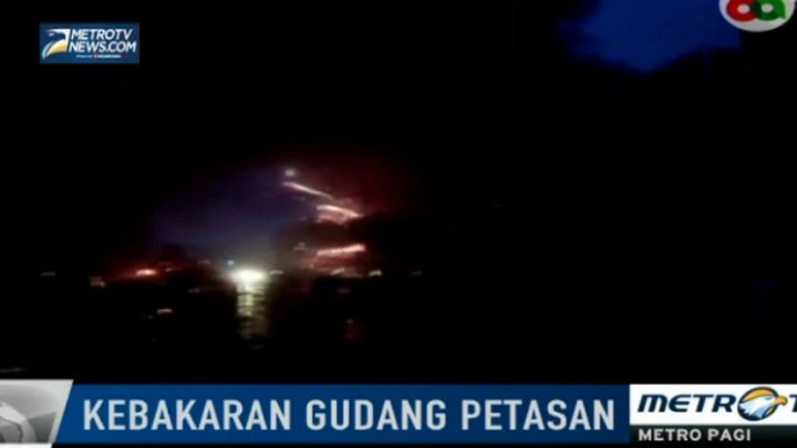 Gudang Petasan dan Kembang Api Ludes Terbakar