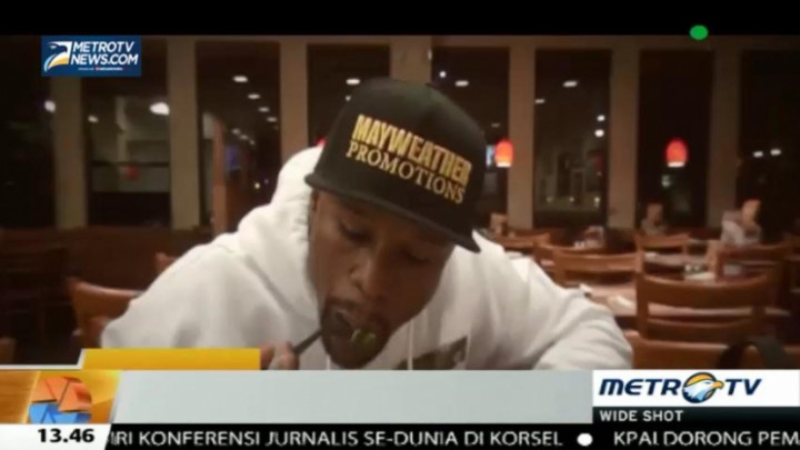 Koki Pribadi Ungkap Hobi Buruk Floyd Mayweather  