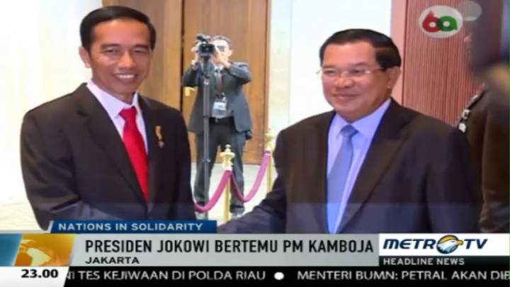 Bertemu PM Kamboja, Jokowi Tawarkan Seragam dan Senjata