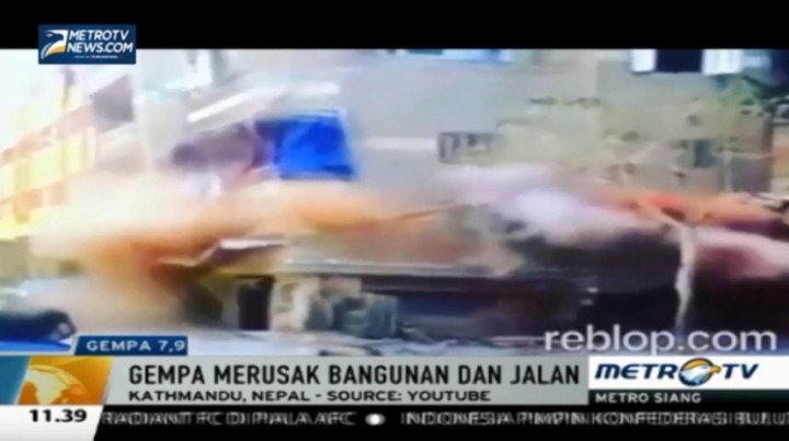 Detik-detik Gempa 7,9 SR di Nepal