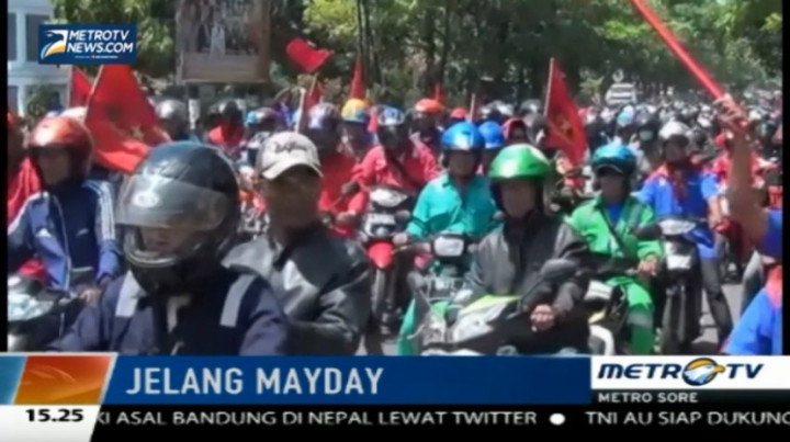 Jelang Mayday, Ribuan Buruh Migas di Indramayu Berunjuk Rasa   