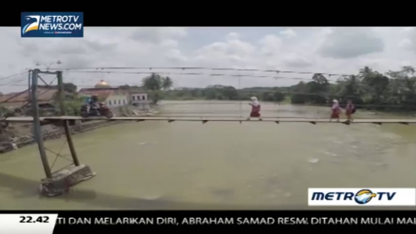 Ironi Negeri Para Tarzan (1)