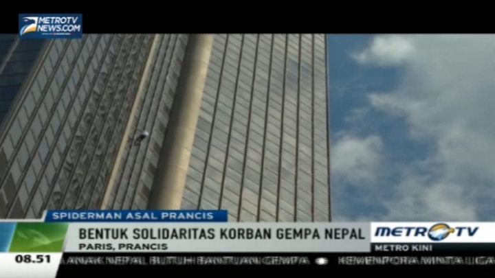 Aksi Solidaritas Nepal, Spiderman Ini Panjat Gedung Setinggi 210 Meter