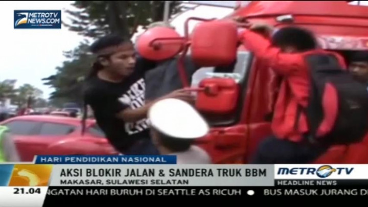 Peringati Hari Pendidikan, Puluhan Mahasiswa Ini Sandera Truk BBM