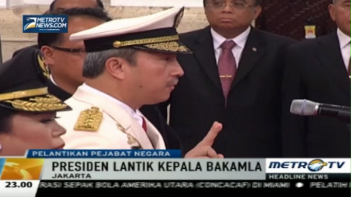  Presiden Lantik Kepala Bakamla dan Wagub Papua Barat