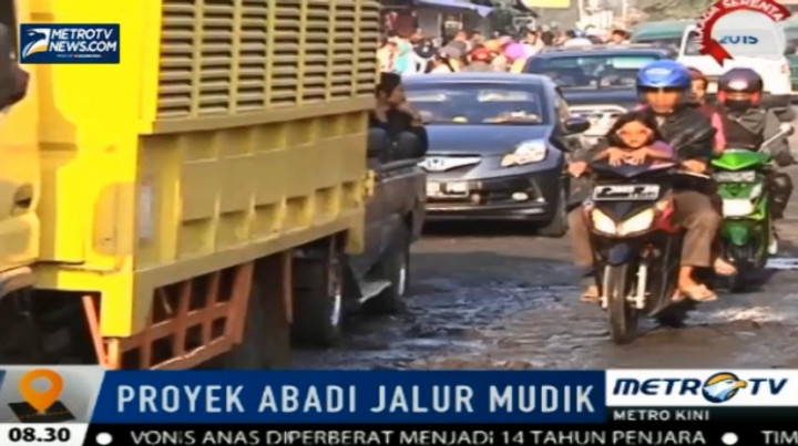 Jelang Musim Mudik, Infrastruktur Rusak Masih Banyak Ditemukan di Jalur Tengah Pulau Jawa