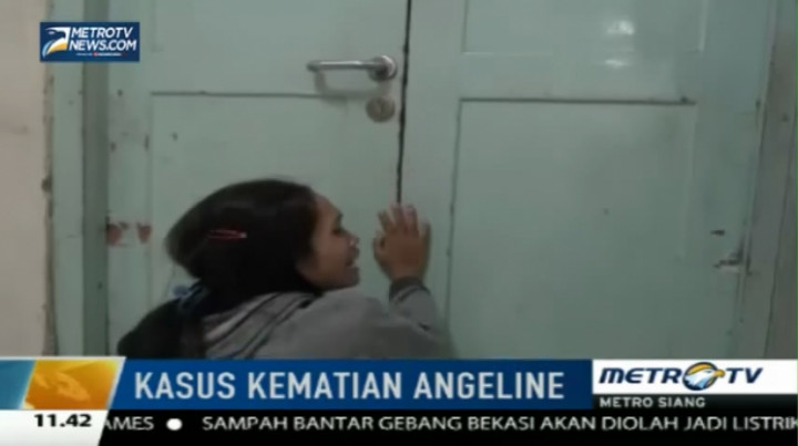 Ditemukan Tewas, Ibu Kandung Angeline Menangis Histeris 